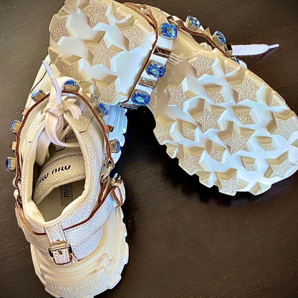 Miu Miu crystal embellished sneakers - Picture 2 of 8